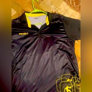 Men’s shirt size XL